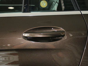 2017GLC 260 4MATICӸ ^