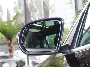 2017GLC 260 4MATICӸ ^