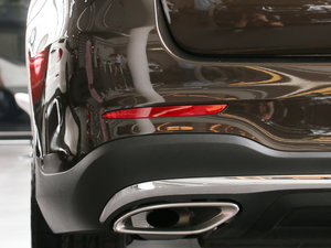 2017GLC 260 4MATICӸ ^