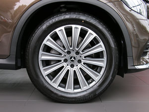 2017GLC 260 4MATICӸ ^