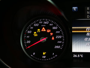 2017GLC 260 4MATICӸ п؅^