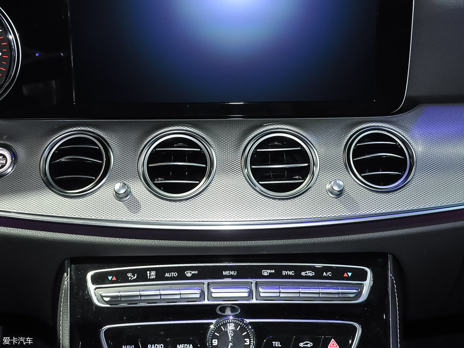 2017YE(j) E 300 \(yn)(dng)