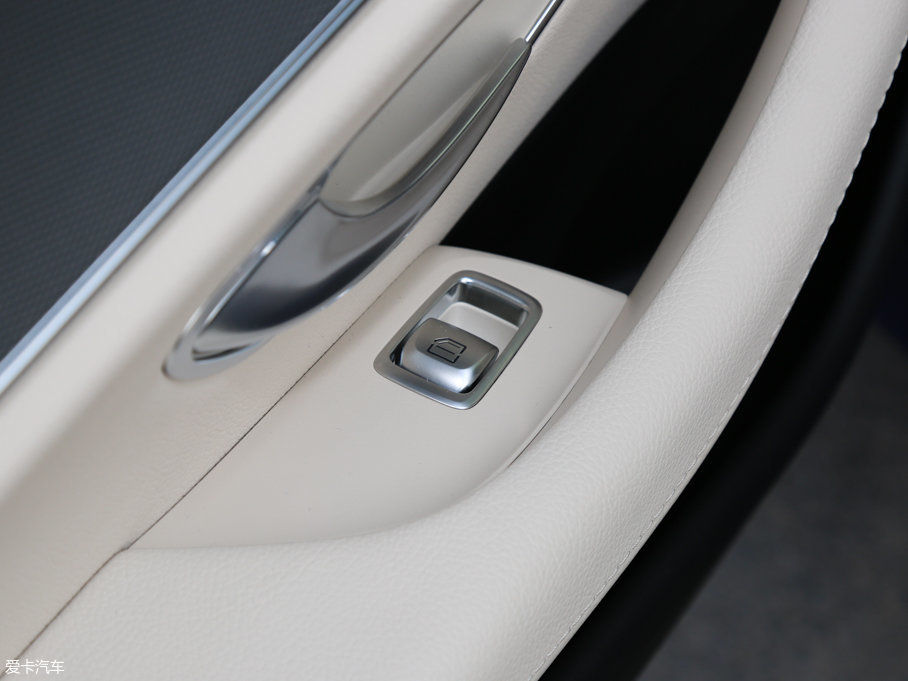 2017YE E 200 4MATIC \Ӱ