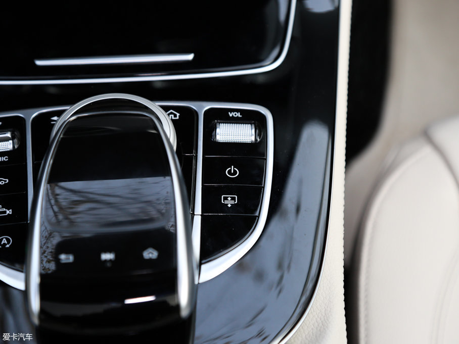 2017YE E 200 4MATIC \Ӱ