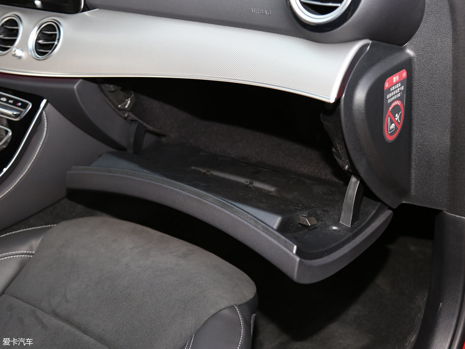 2017YE E 200 4MATIC \Ӱ