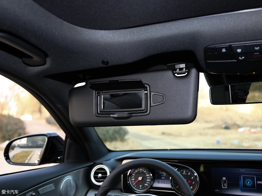 2017YE E 200 4MATIC \Ӱ