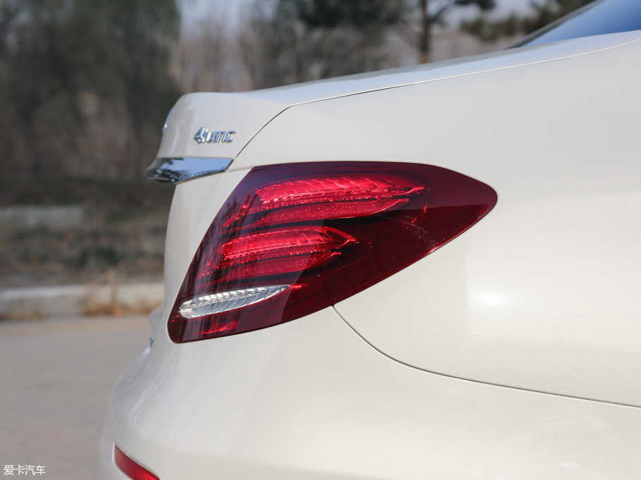 2017YE E 200L 4MATIC \