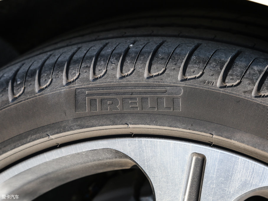 2017YE E 200L 4MATIC \