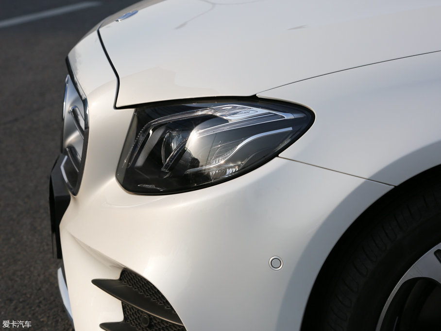 2017YE E 200L 4MATIC \