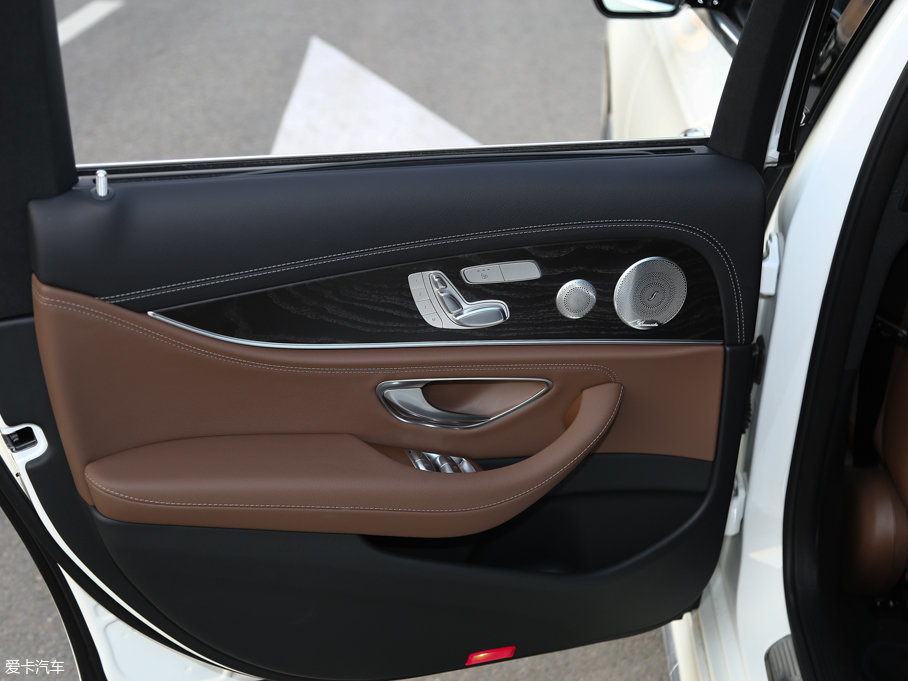 2017YE E 200L 4MATIC \