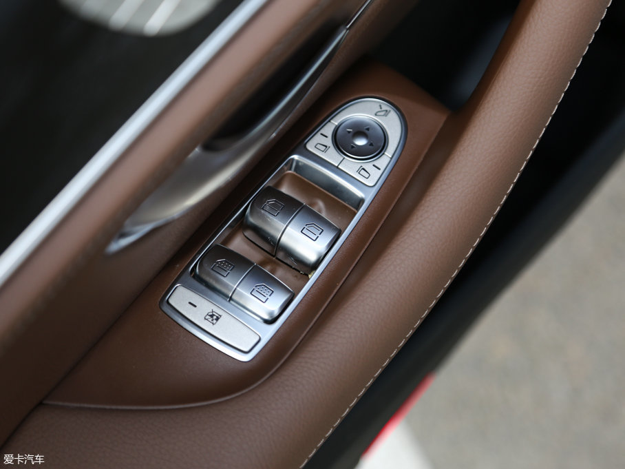 2017YE E 200L 4MATIC \