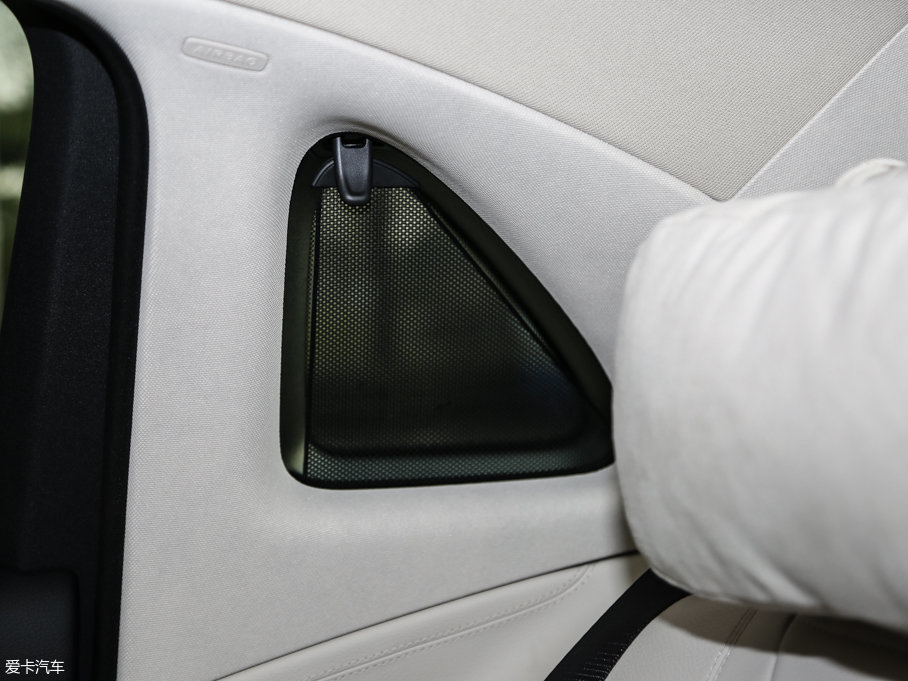 2017YE E 320L 4MATIC \