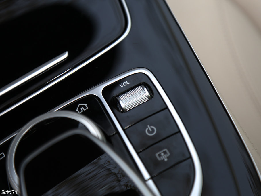 2017YE E 320L 4MATIC \