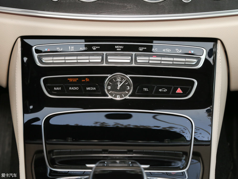 2017YE E 320L 4MATIC \