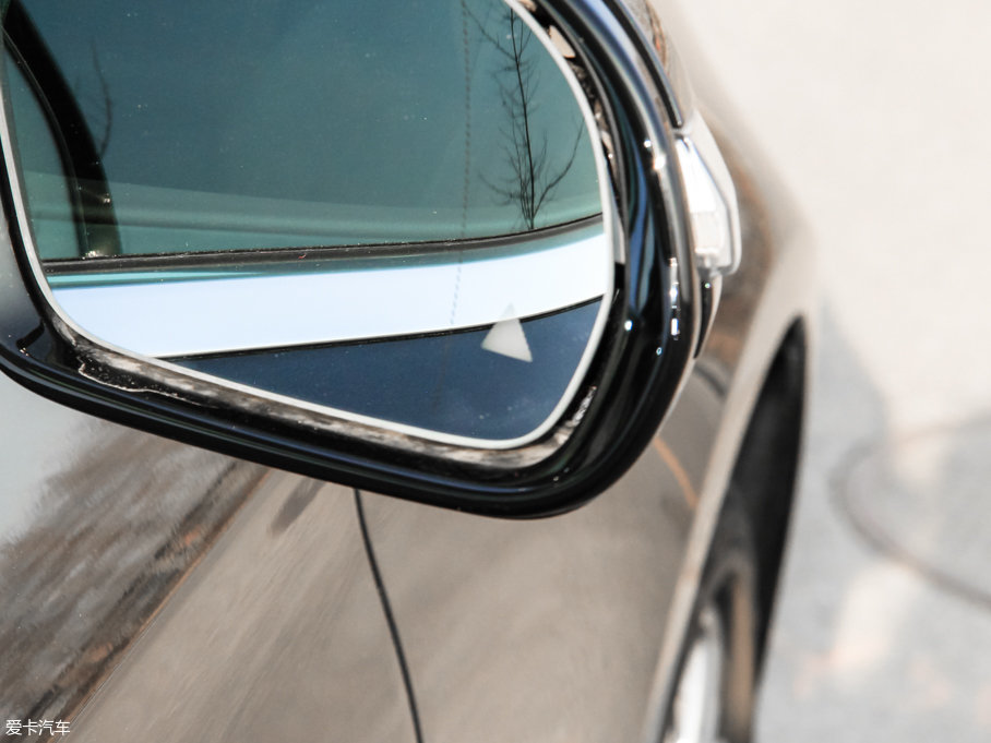 2017YE E 200L 4MATIC