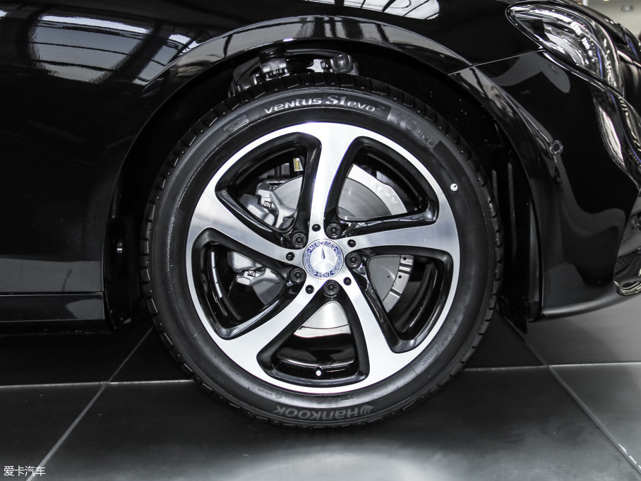 2017YE E 200 \(yn)Ӱ