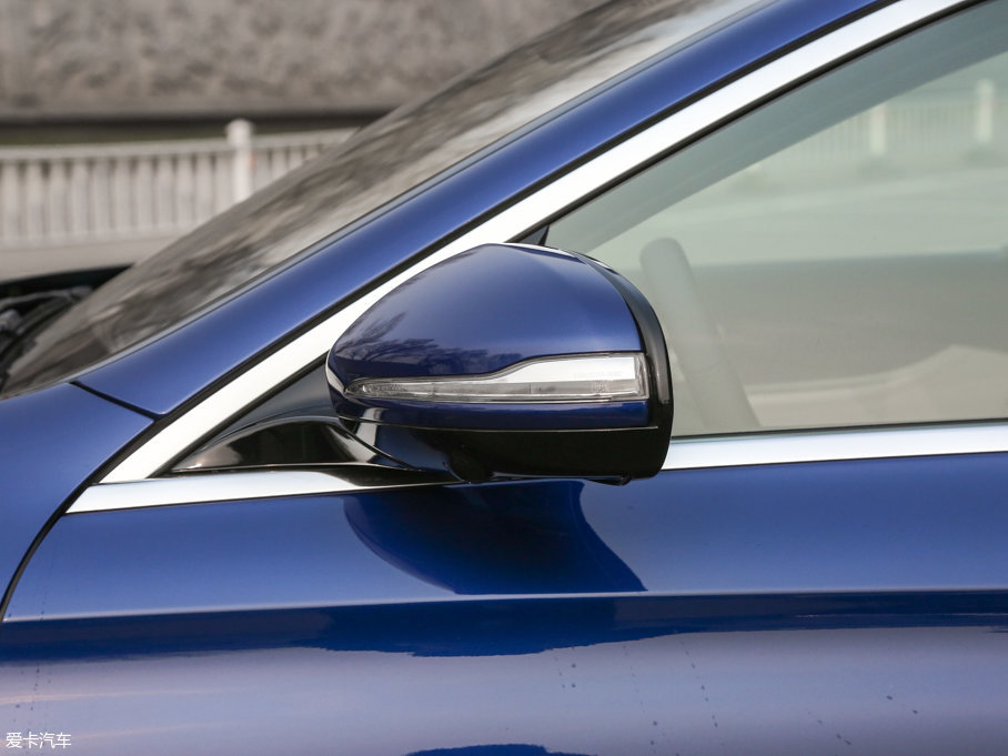 2017YE(j) E 320L 4MATIC