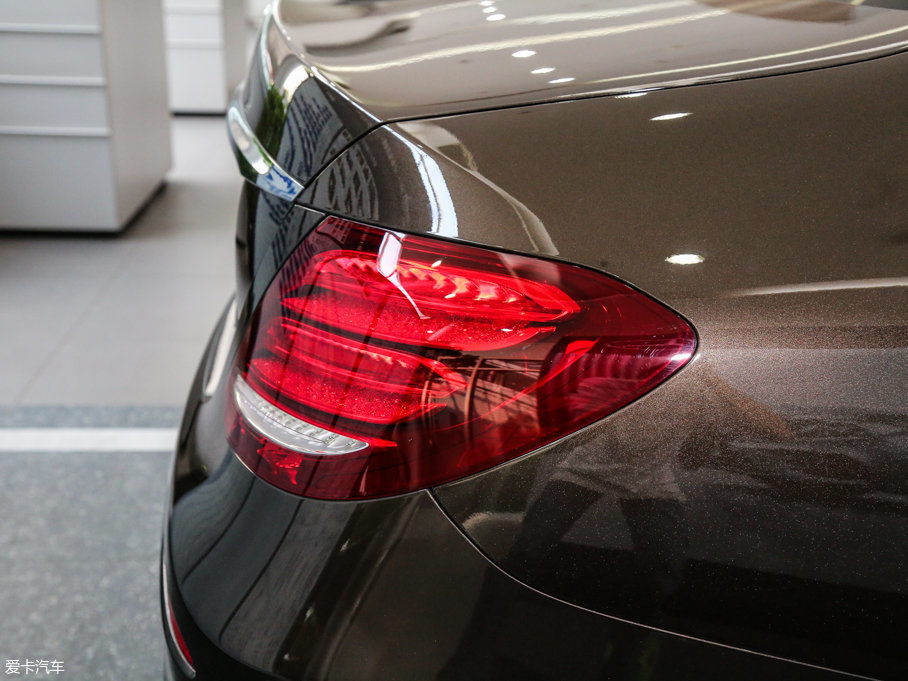 2017YE E 300L \ӕr