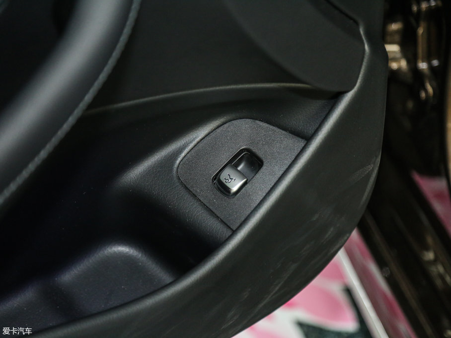 2017YE E 300L \ӕr