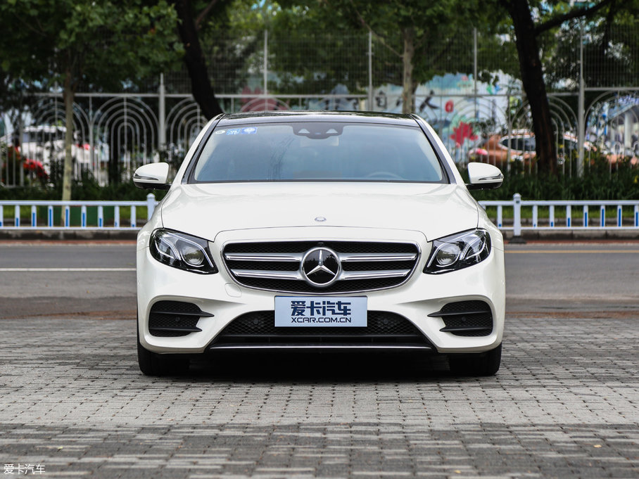 2017YE E 320L 4MATIC \