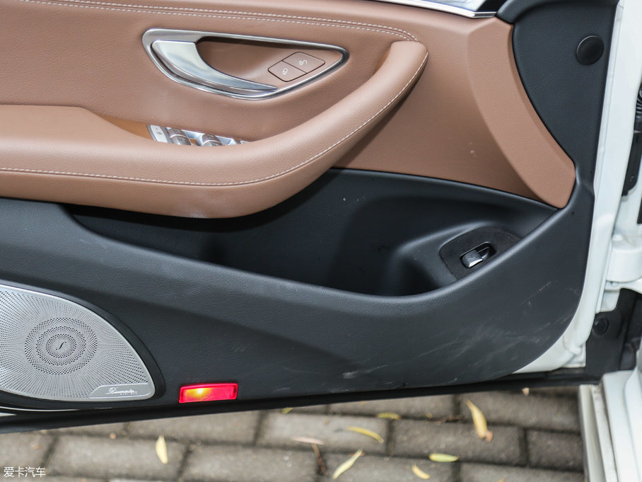 2017YE E 320L 4MATIC \