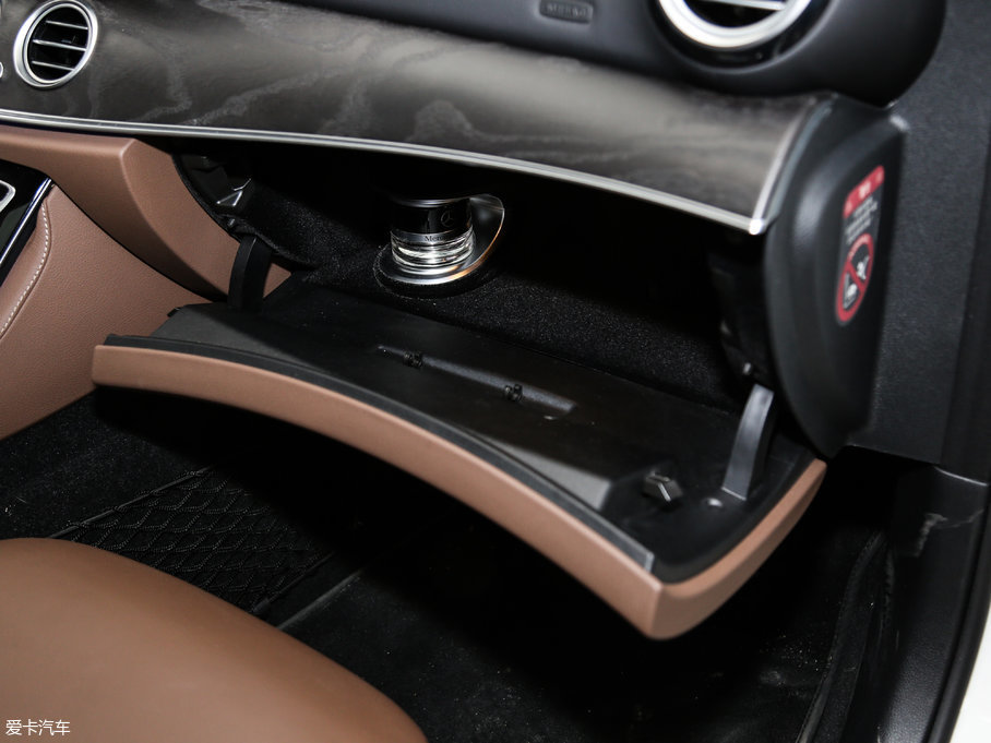 2017YE E 320L 4MATIC \