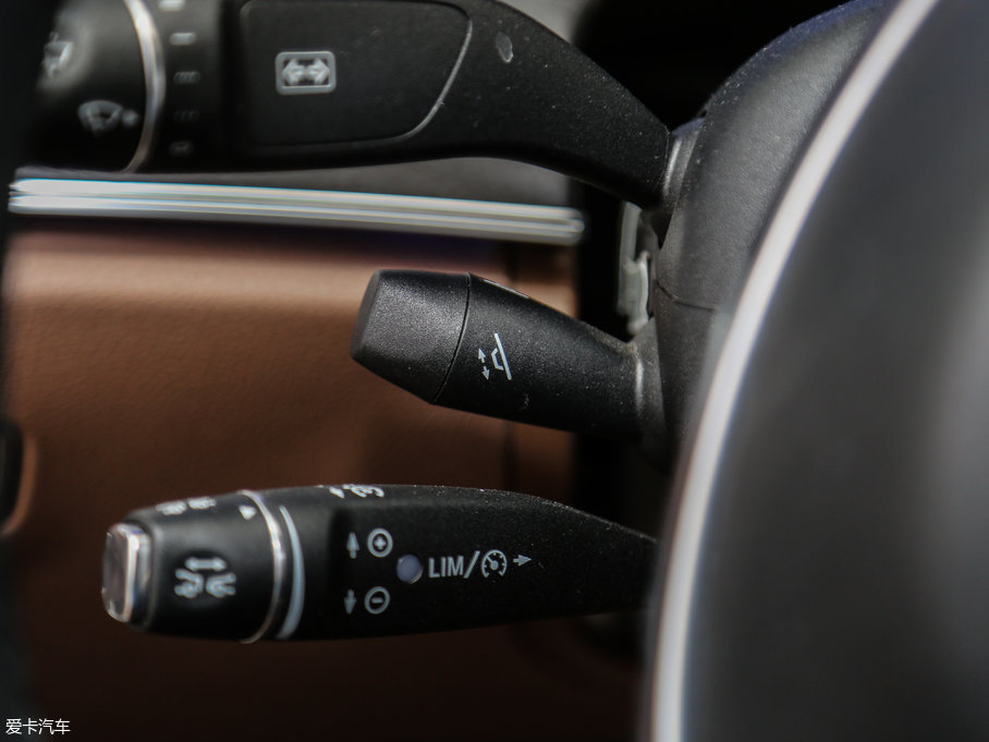 2017YE E 320L 4MATIC \