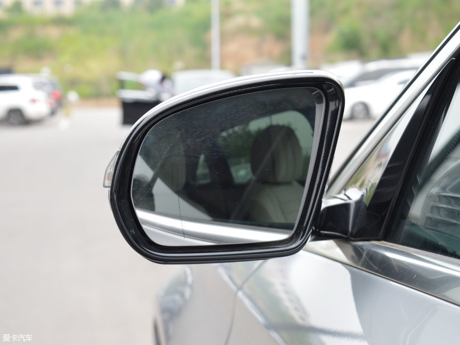 2017YE E 200L 4MATIC \