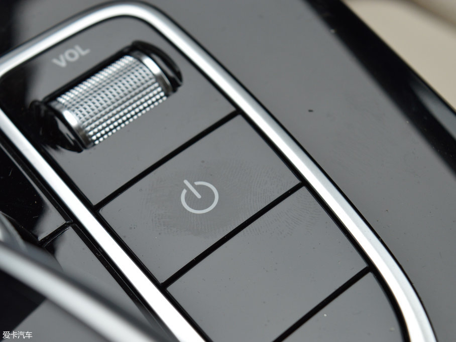 2017YE E 200L 4MATIC \