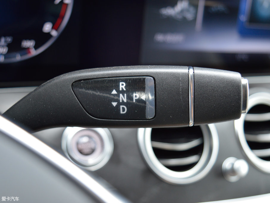 2017YE E 200L 4MATIC \