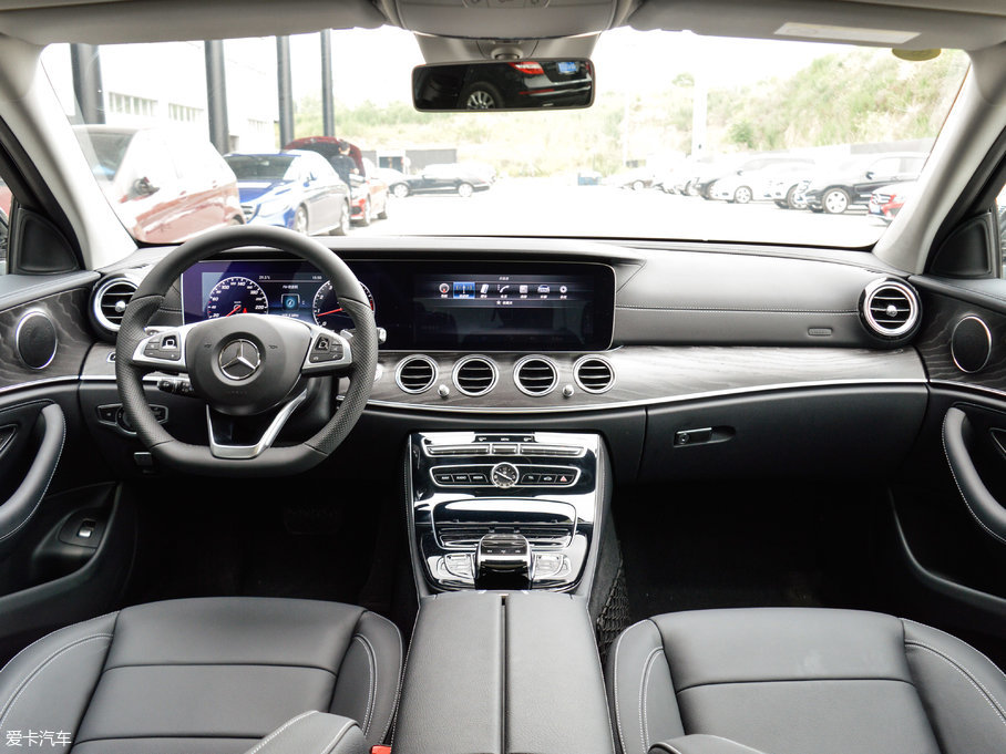 2017YE E 320L 4MATIC \