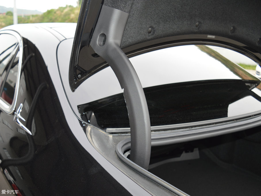 2017YE E 320L 4MATIC \