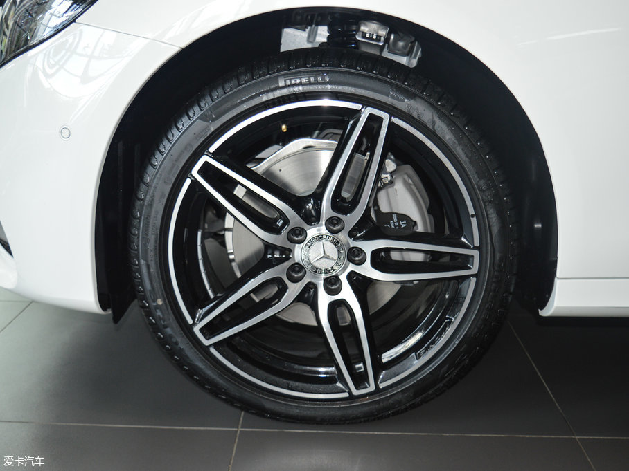 2017YE Ŀ E 200 4MATIC \