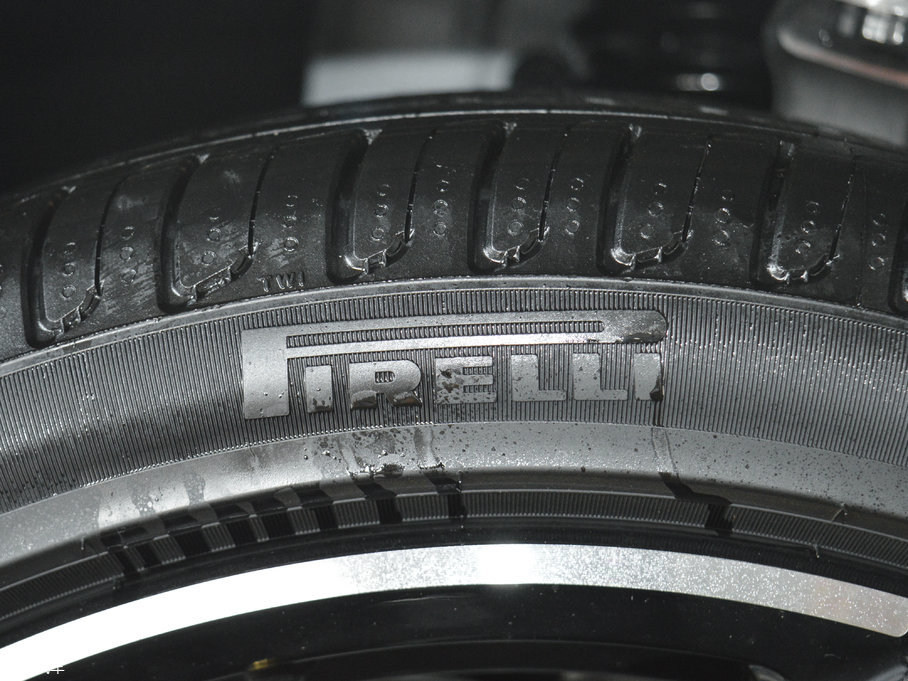 2017YE Ŀ E 200 4MATIC \