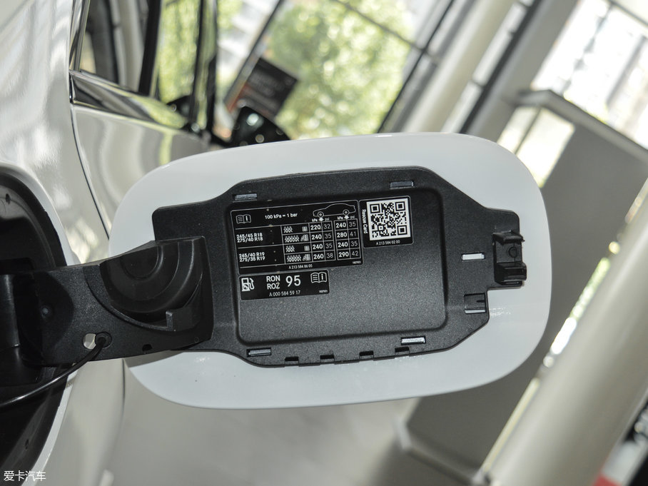 2017YE Ŀ E 200 4MATIC \