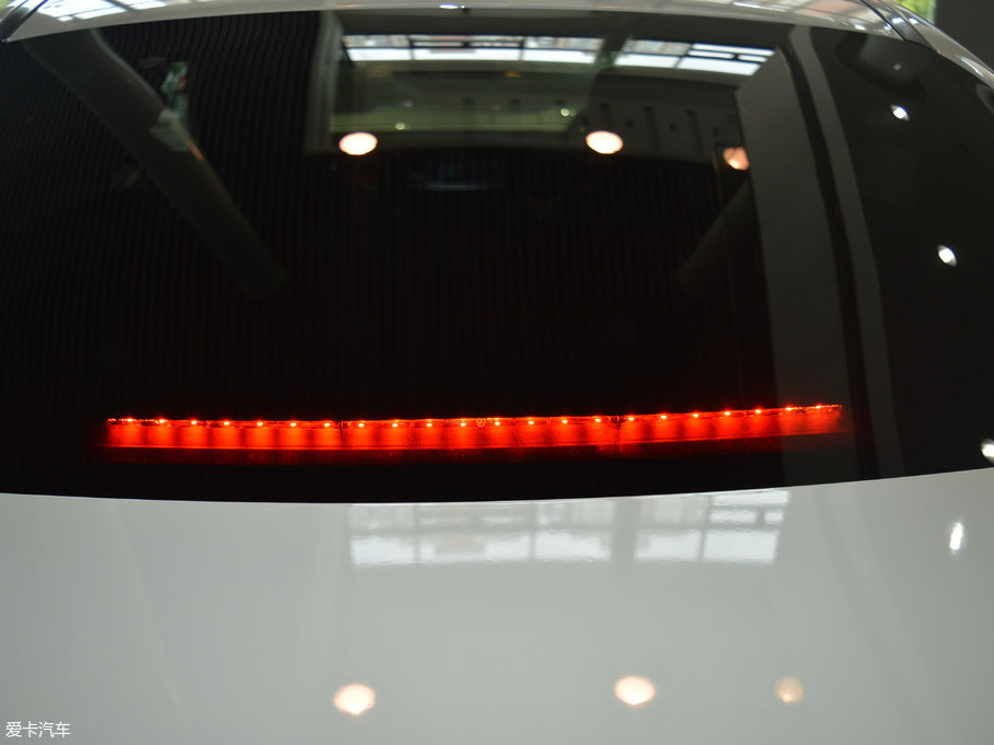 2017YE Ŀ E 200 4MATIC \