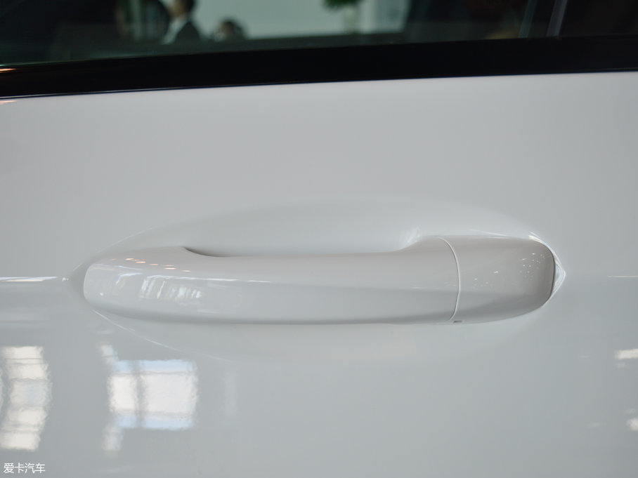 2017YE Ŀ E 200 4MATIC \