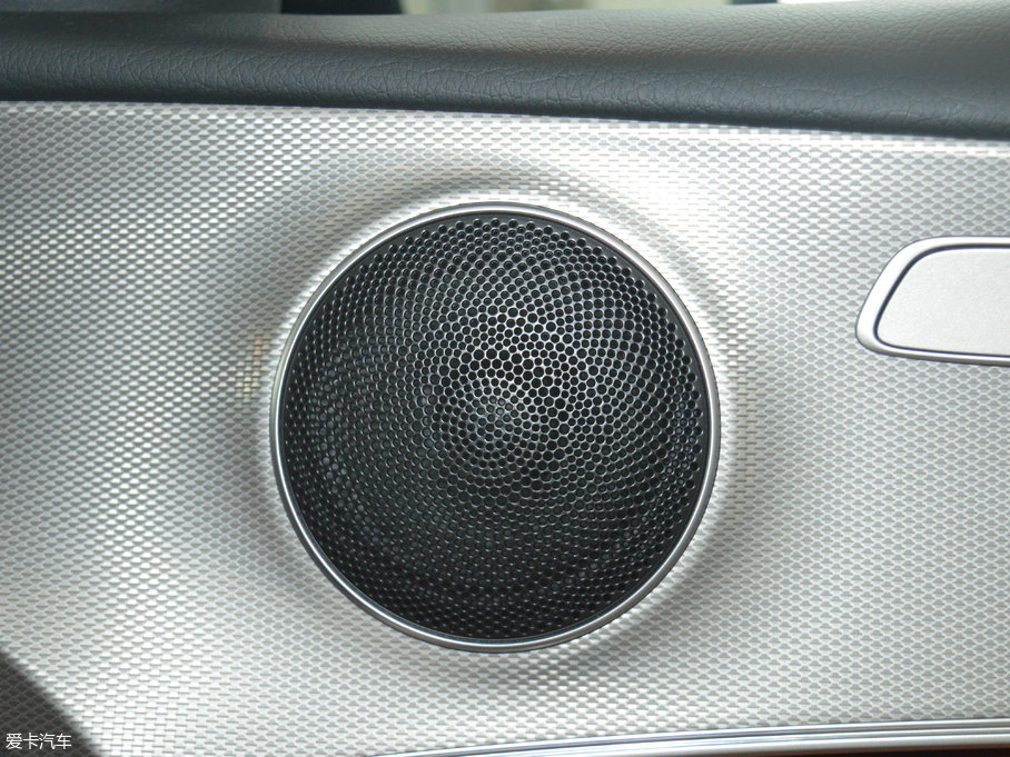 2017YE Ŀ E 200 4MATIC \