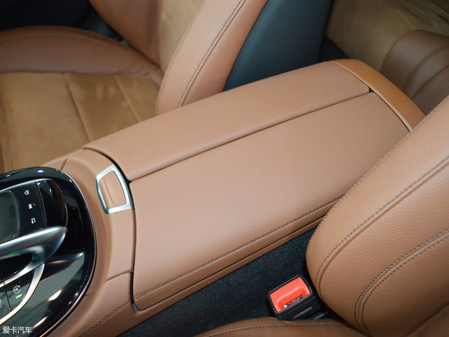 2017YE Ŀ E 200 4MATIC \(yn)(dng)