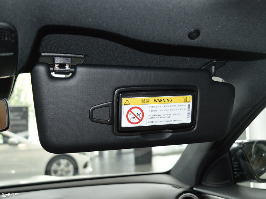 2017YE Ŀ E 200 4MATIC \