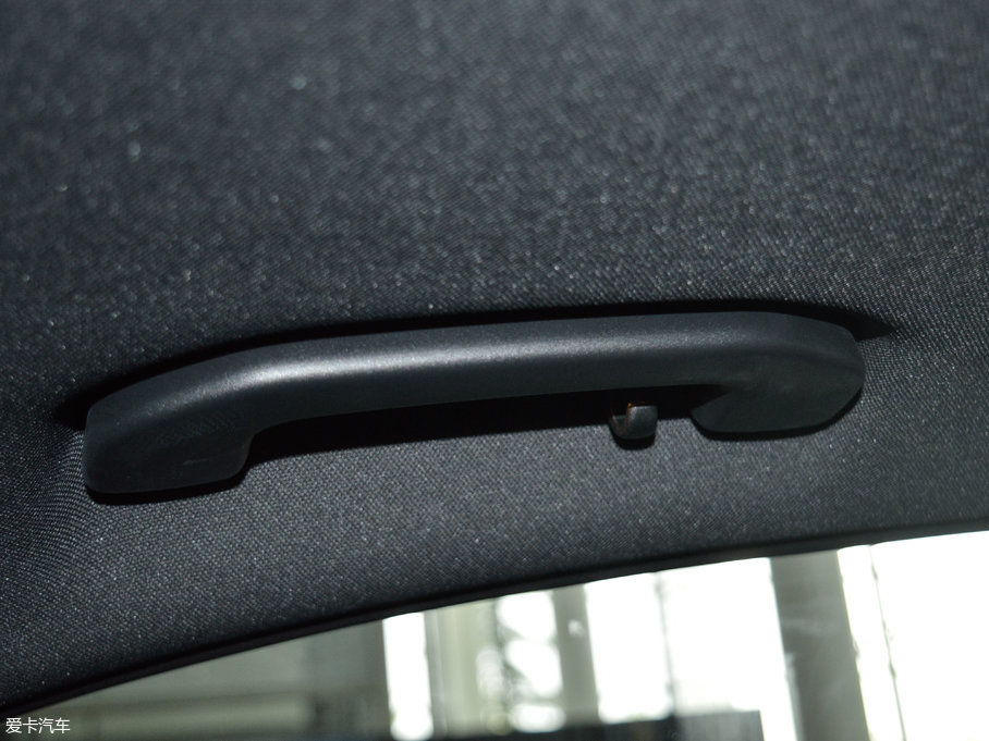 2017YE Ŀ E 200 4MATIC \