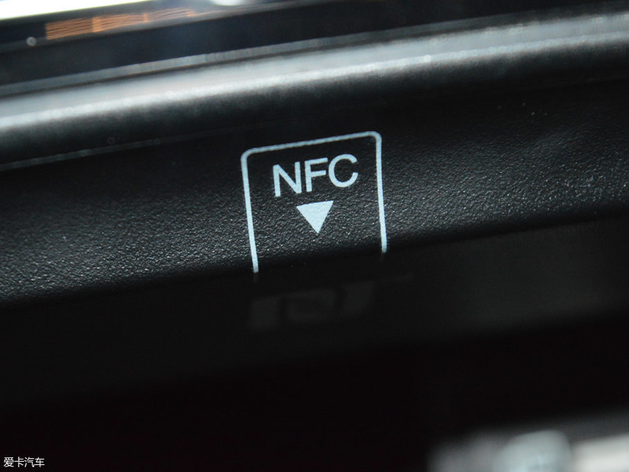 2017YE Ŀ E 200 4MATIC \