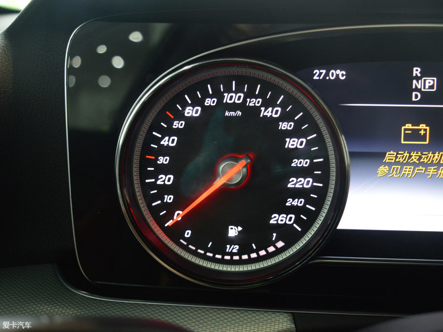 2017YE Ŀ E 200 4MATIC \