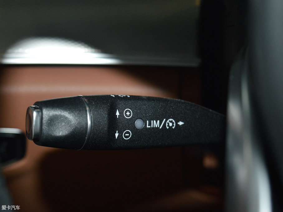 2017YE Ŀ E 200 4MATIC \(yn)(dng)