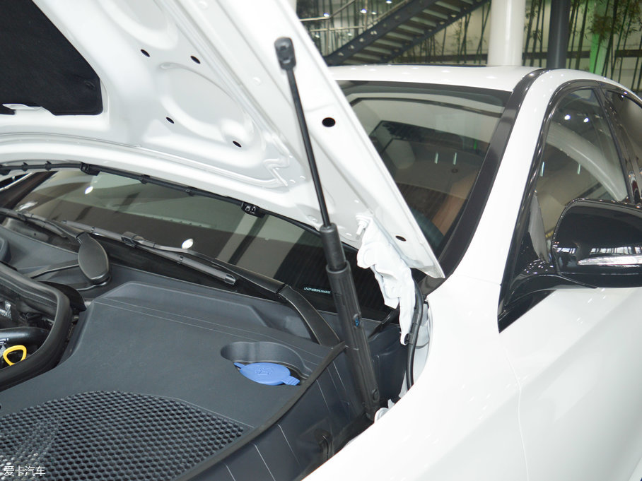 2017YE Ŀ E 200 4MATIC \