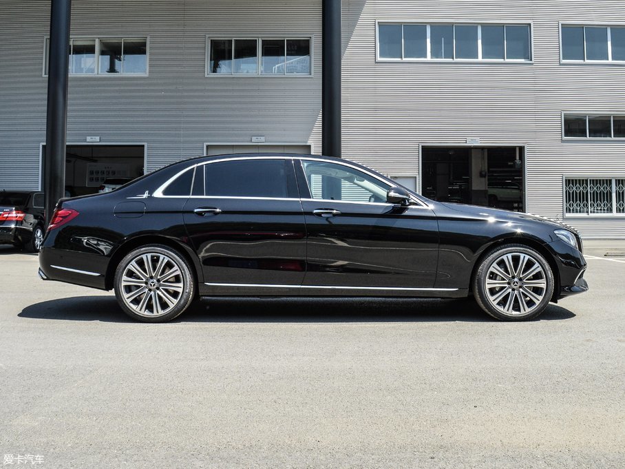 2017YE E 320L 4MATIC