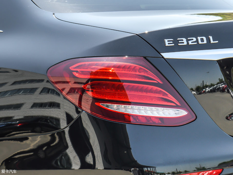 2017YE E 320L 4MATIC