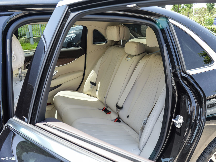 2017YE E 320L 4MATIC