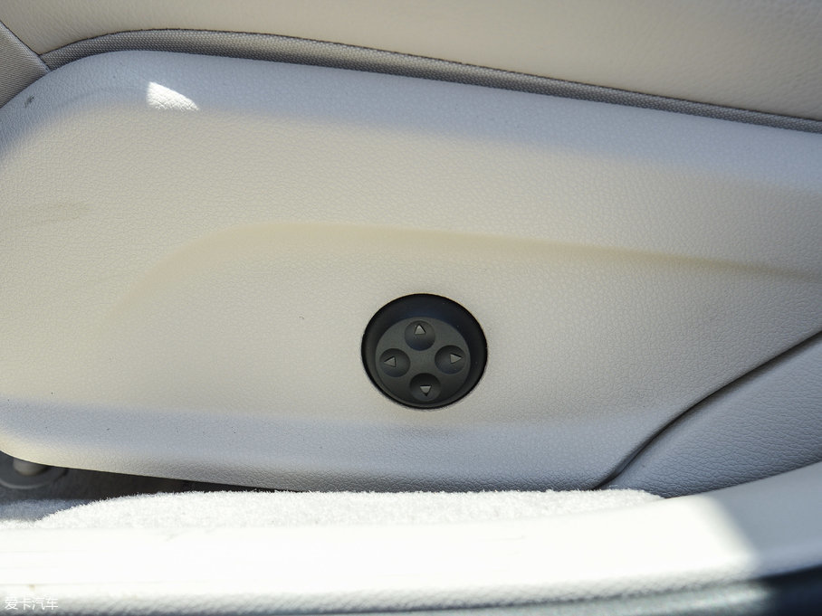 2017YE E 320L 4MATIC