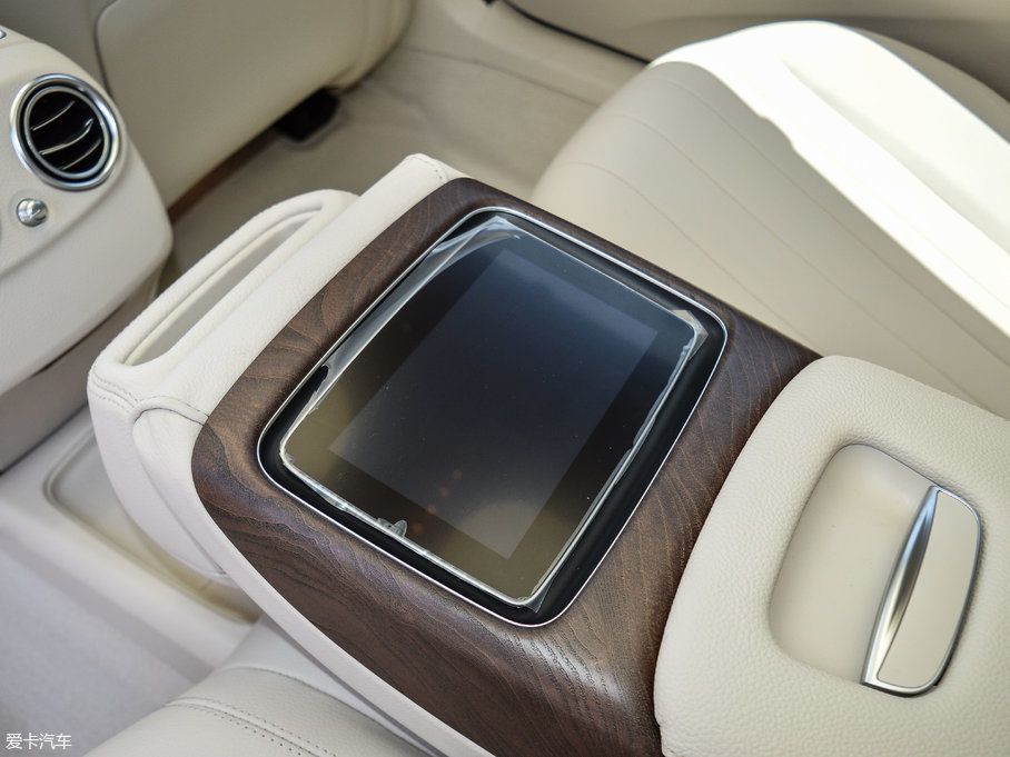 2017YE E 320L 4MATIC